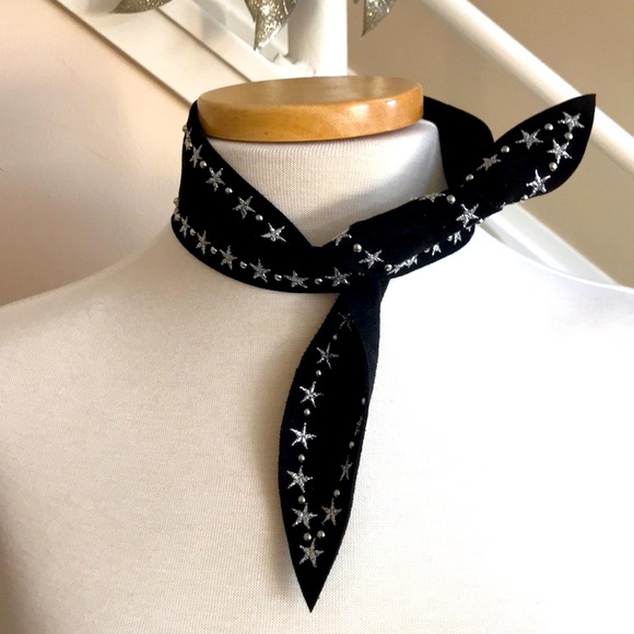 NWT Saint Laurent YSL Black Suede Scarf Choker Metallic Stars & Silver Studs - Picture 5 of 16